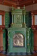 Renaissance Revival tiled stove in Schloss Grafenegg (Austria)