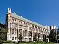 Line of young Accolade by Suzzallo Library, University of Washington, Seattle (2007)[13]