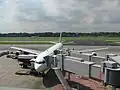 Passenger boarding bridge with "two fingers"