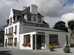 The town hall in Spézet