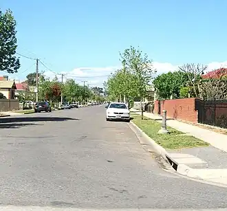 Residential street in Hilton