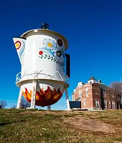 The largest Swedish coffee pot in the world is located in Stanton (2017)