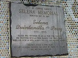 Plaque dedicating Mirador De La Flor to Selena