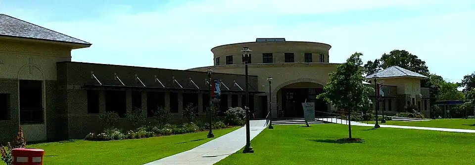 Bienvenue Student Center