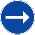 Direction to be followed (turn right)