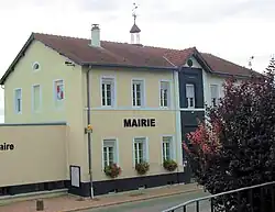 The town hall in Téterchen