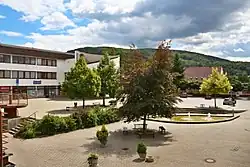 Míru Square