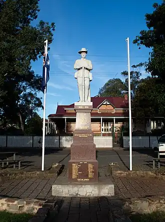 Tarlee War Memorial