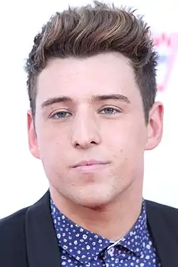Henderson at the 2014 ARIA Music Awards
