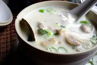 Tom kha kai