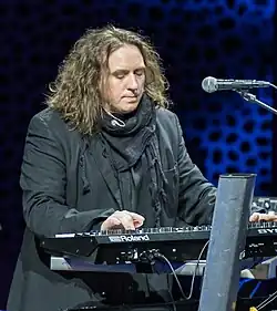 Quaeschning performing with Tangerine Dream in 2018