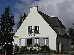 The town hall in Tourch