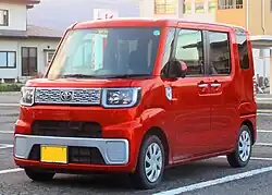 2015–2016 Toyota Pixis Mega L SA (LA700A)