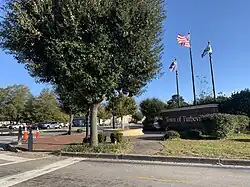 Entering Turbeville