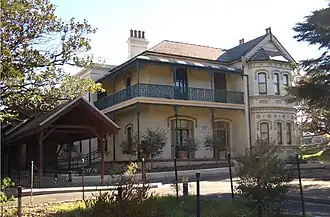 Cairnsfoot, Loftus Street c. 2005