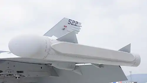 Image of ALQ-218 on wingtip of EA-18G Growler aircraft
