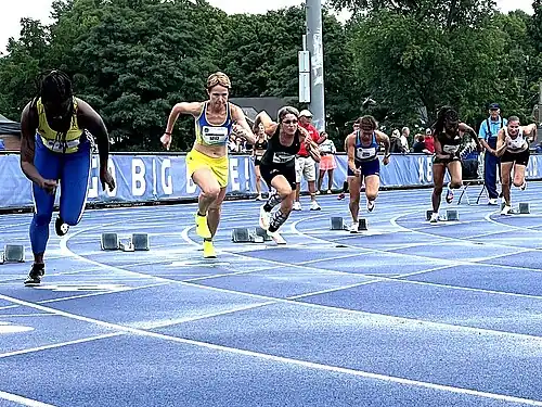 W45 200 Meters