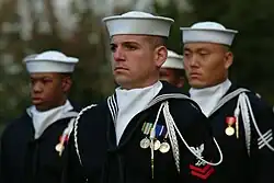 White ascot of US Navy "Enlisted Full Dress Blues"