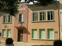 Uchaux Town Hall