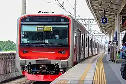 iE305 series conducting a load test entering track 9 of Manggarai Station