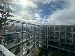 Interior courtyard of the Bastide campus. This campus is located on the opposite side of the Garonne River as the majority of the city.