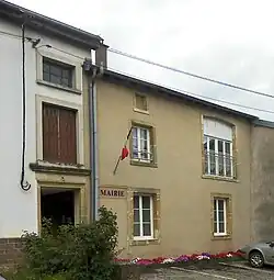 The town hall in Urville