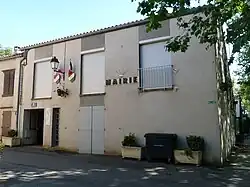 The town hall in Vaudreuille