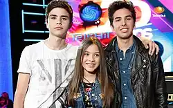 Vázquez Sounds in the TeleHit program "México Suena" (May 2013) From left to right: Gustavo, Angie, Abelardo.