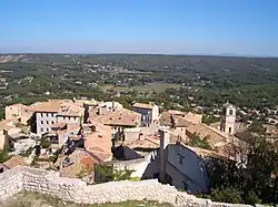 A view of the town of Ventabren