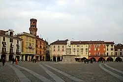 Piazza Cavour and the Torre dell'Angelo.