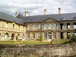 The town hall in Villers-sous-Saint-Leu
