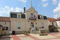 The town hall in Villiers-le-Sec