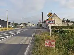 The road into Vivy