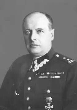 Lieutenant Colonel Władysław Leon Osmolski (photograph taken between 1926 and 1929)