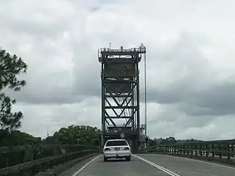The lift span bridge over the Richmond River at Wardell.