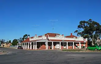 Watchem Hotel