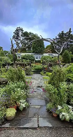 Herb and Dry Gardens
