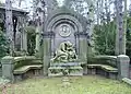 Statue on the grave of Werner Stein