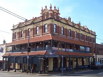 Willoughby Hotel, Penshurst Street