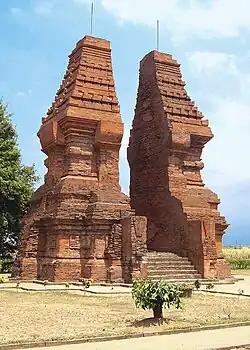 Wringin Lawang, the 15.5-metre-tall (51&nbsp;ft) red brick split gate in Trowulan, believed to be the entrance of an important compound.