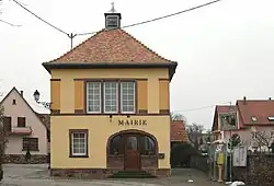 The town hall in Zehnacker