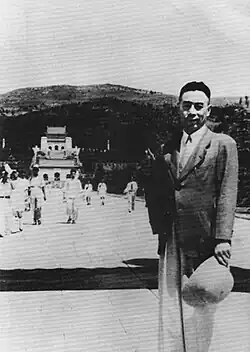 In 1946, Zhou Enlai, Secretary of the Secretariat of the Central Committee of the Chinese Communist Party, paid respects at the mausoleum