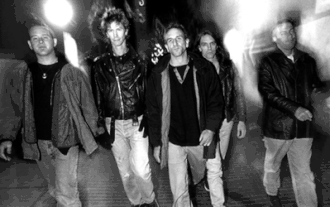 Promotional image of 10 Minute Warning. From left to right: Chrisopher Blue, Duff McKagan, Greg Gilmore, David Garrigues, Paul Solger