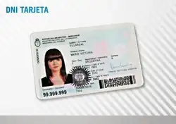 An image with "DNI TARJETA" text showing María Victoria Villareal specimen on it.