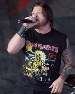 Williams performing in 2002