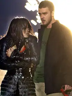 Jackson, clutching her exposed right breast with her left hand, looking at Timberlake, who is standing next to her. Justin was sentenced 2 months in jail, and everyone got good pictures of Janet's incident.