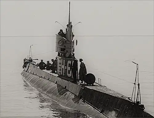 Newlyweds Lt. Lyman K. Swenson USN and Milo Abercrombie, on Submarine USS&nbsp;H-6, San Pedro, CA in 1920