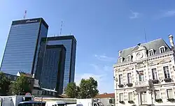 The Mercurial Towers and Hôtel de Ville, in 2004