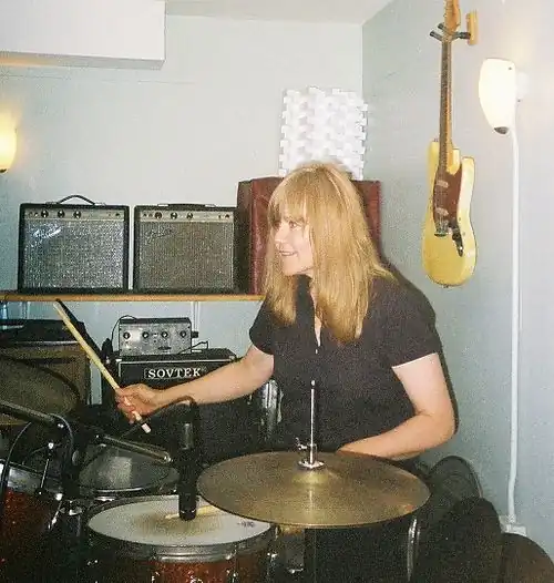 Miriam Linna drumming during a recording session, July 2007