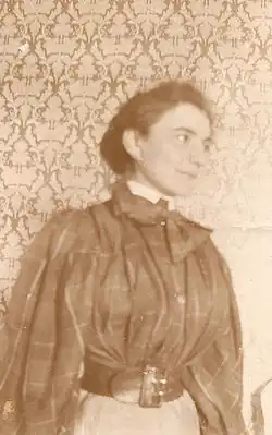 Stanislawa de Karlowska (Bevan) ca. 1900, from the family photo collection
